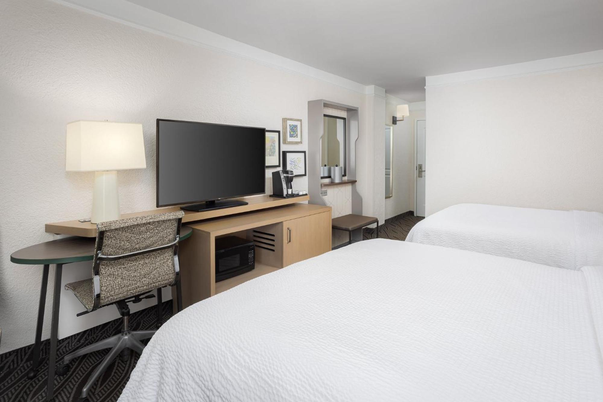 Holiday Inn Resort Oceanfront At Surfside Beach By Ihg Exteriér fotografie